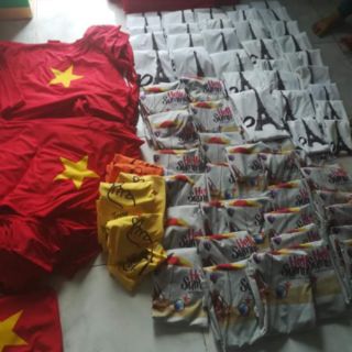 ÁO CỜ ĐỎ SAO VÀNG
