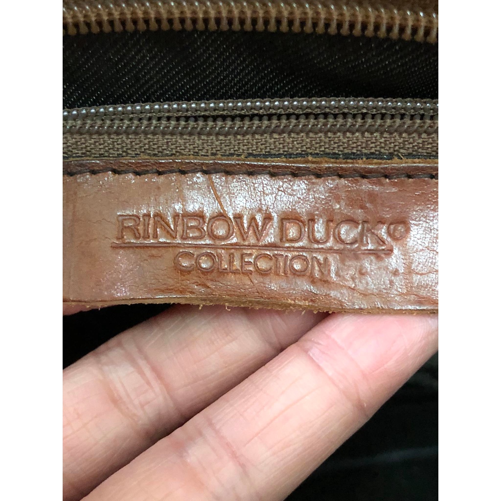 Thanh lý clutch nam hiệu Rinbow Duck da mộc chỉ nổi