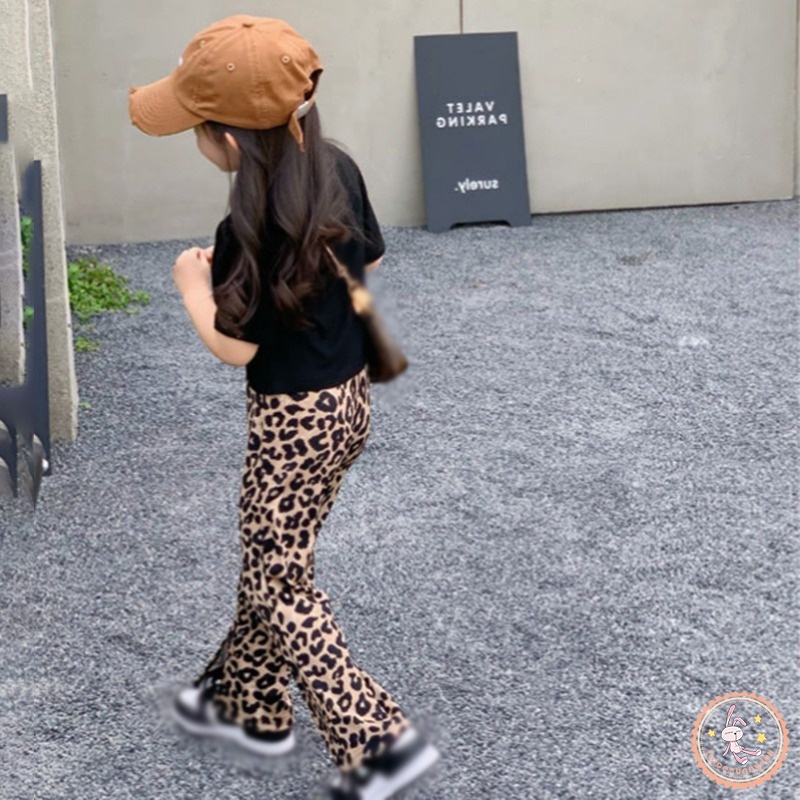 Set Đồ 2 Món Gồm Áo Thun In Họa Tiết Da Báo + Quần Dài Cho Bé Gái