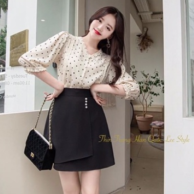 Chân váy chữ a trên gối đắp vạt che bụng trẻ trung, đắp tà 4 cúc ngọc