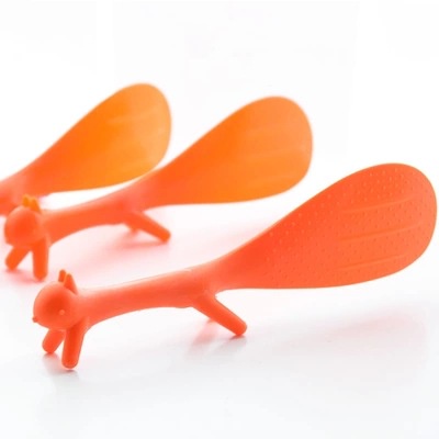 Muỗng Xới Cơm Bằng Thép Không Gỉ Chống Dính Hình Con Sóc Dễ Thương