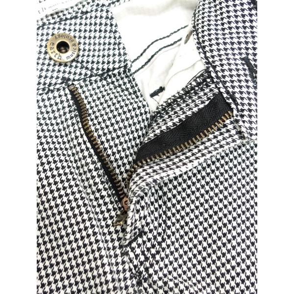 Quần Kaki Skinny EARTH Music&Ecology Hàng Xuất Dư Nhật Xịn Cao Cấp Dáng Ôm Chất Siêu Mịn Chấm Đen