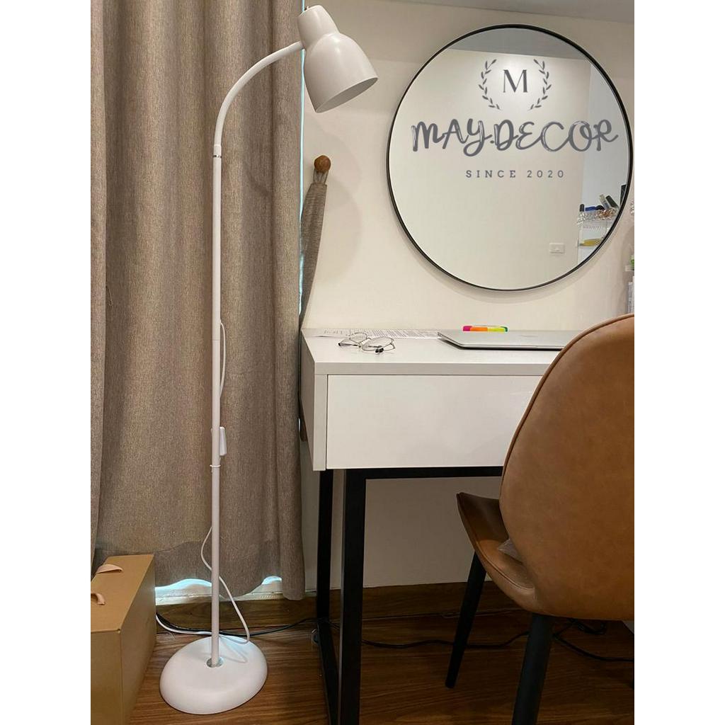 Đèn thân cao, đèn cây đứng trang trí kèm bóng đèn led ánh sáng 3 màu phong cách Bắc Âu