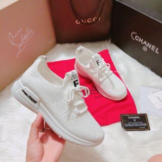 Giày Thể Thao Nữ Đế độn