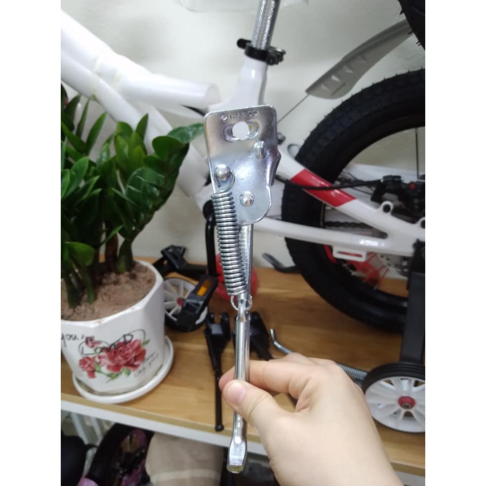 chân chống xe đạp trẻ em
