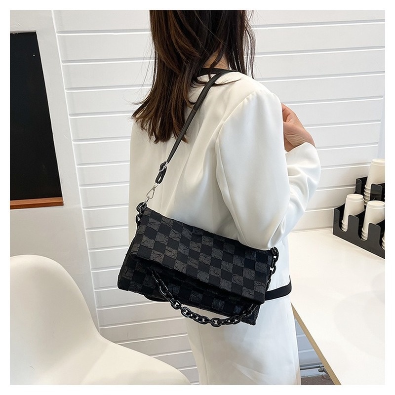 Túi Đeo Chéo Phối Dây Xích Phong Cách Mới Mùa Hè NB00135 2022