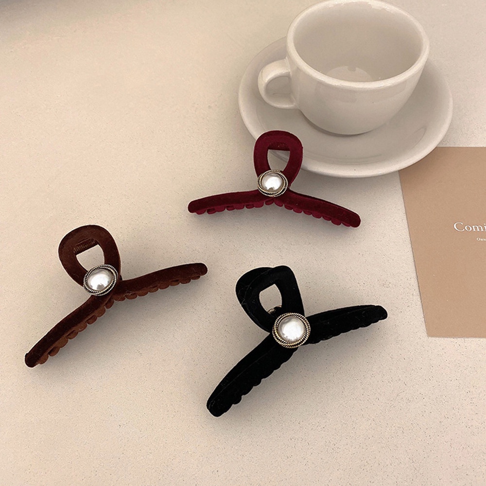 Kẹp Tóc Hình Cá Mập Chất Liệu Nhung Đính Ngọc Trai Giả Thời Trang Cho Nữ