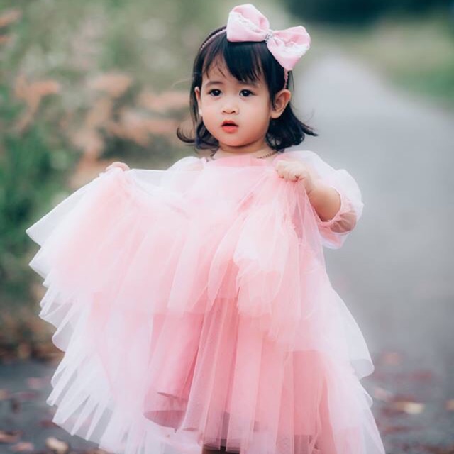 Váy công chúa hồng ruốc