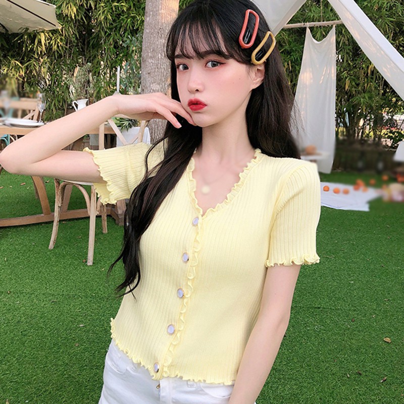 Áo Dệt Kim Ngắn Tay Cổ Chữ V Phối Nút Xinh Xắn Dành Cho Nữ
