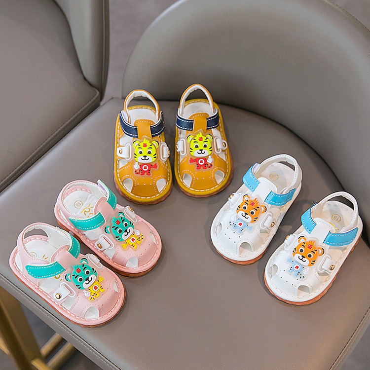 Dép tập đi trẻ em sandal HỔ phát tiếng kêu siêu nhẹ, mềm êm cho bé trai bé gái - hàng fullbox mã SDB5