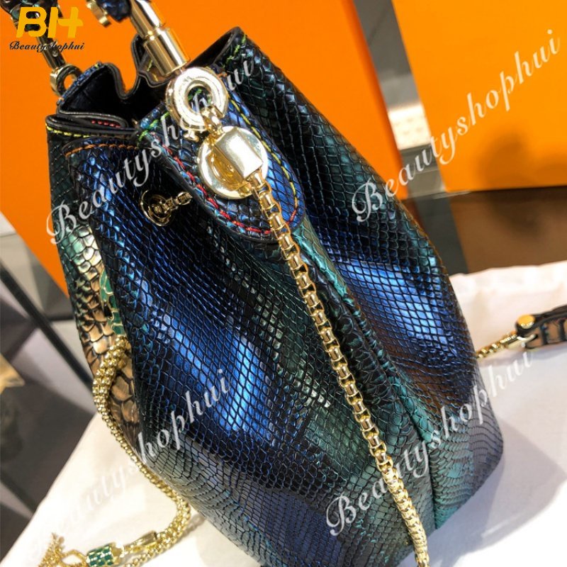 Túi Xách Đeo Vai Kiểu Vuông Nhỏ Họa Tiết Da Rắn Phối Dây Xích Thời Trang 2022 Cho Nữ