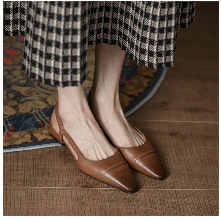 Ins Giày Sandal Da Thật Cao Cấp Đế Bằng Mũi Vuông Đục Lỗ Một Màu Đánh Bóng Phong Cách Tối Giản Cao Cấp Cho Nữ