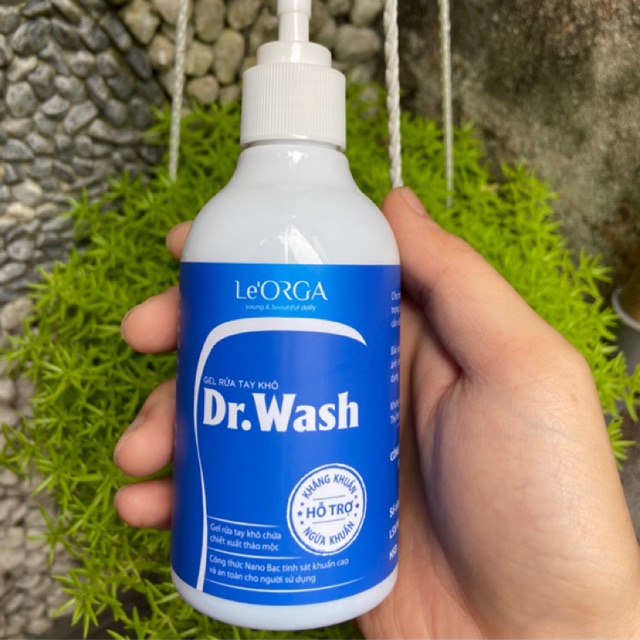 Nước rửa tay khô Le'ORGA Dr WASH Tinh Dầu Sả Chanh, kháng khuẩn Nano Bạc 180ml