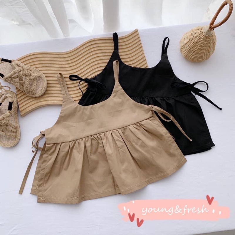 Set váy kèm yếm bé gái