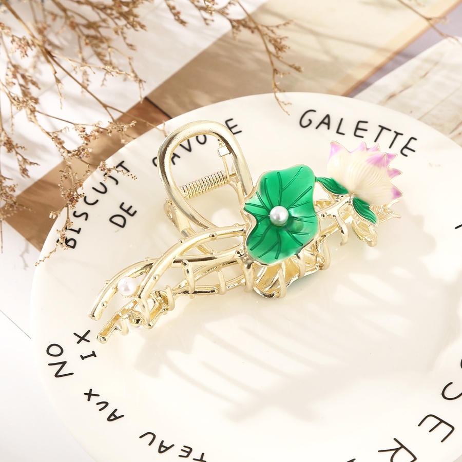 Kẹp Tóc Hình Lá Sen Đính Hạt Giả Ngọc Trai