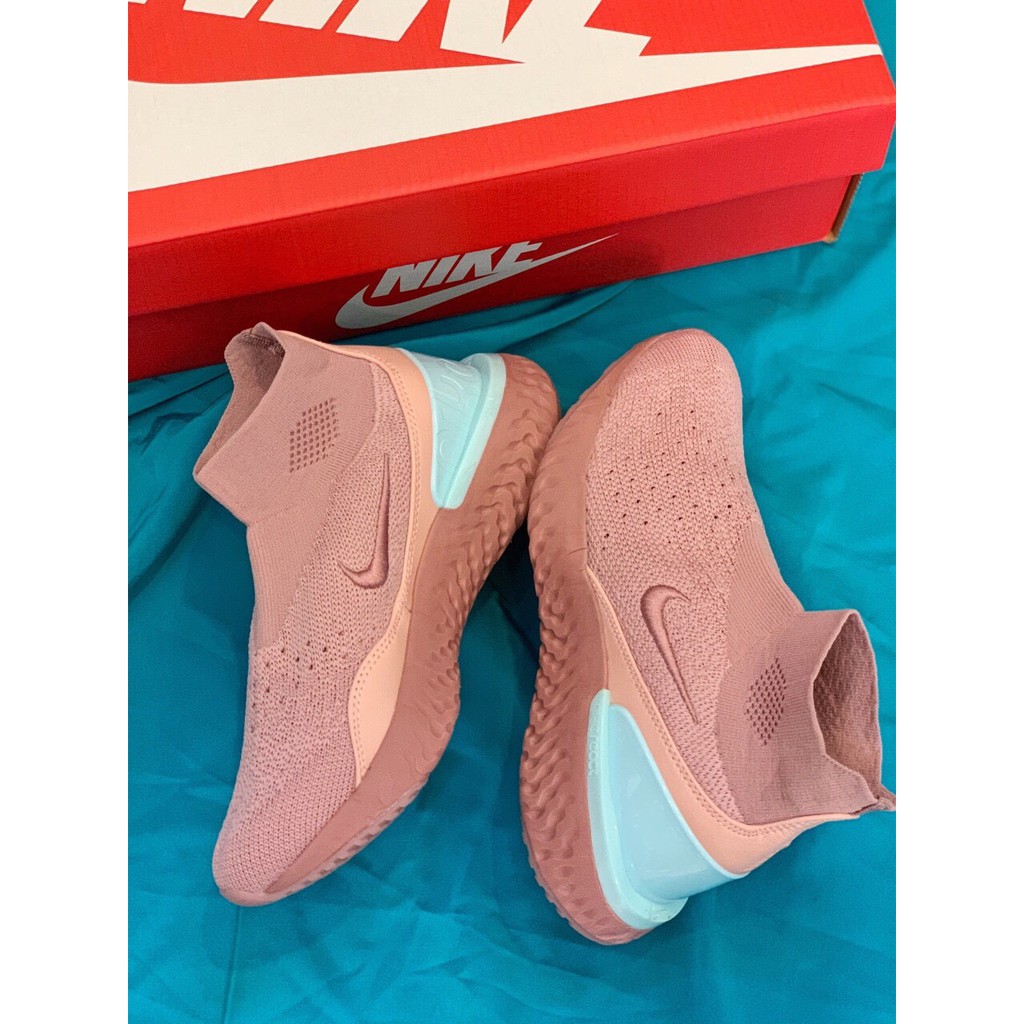 Giày Nike Epic React Rise màu hồng cho nữ