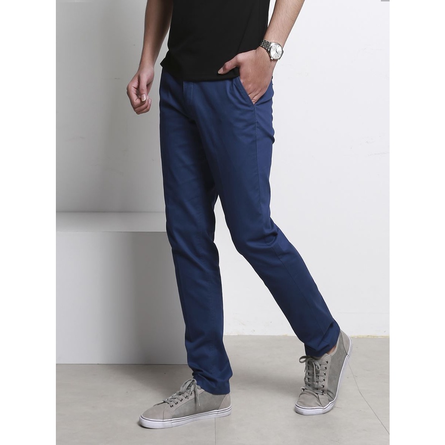 Quần kaki cho nam  ARISTINO xốp nhẹ, thoáng mát dễ chịu, ít nhăn nhàu, độ co giãn nhẹ  - AKK02507