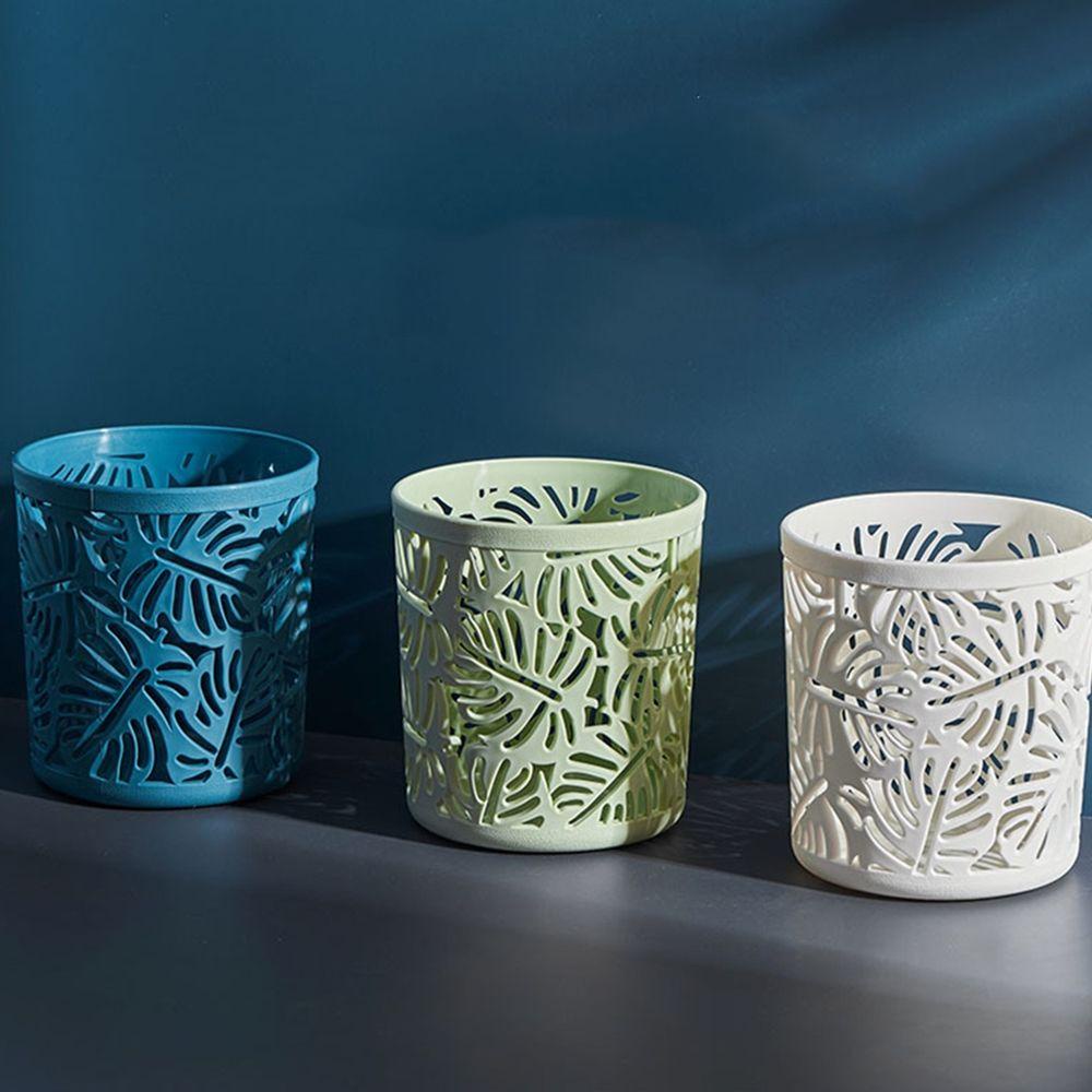 Giá Đỡ Bút / Cọ Trang Điểm Bằng Nhựa Thiết Kế Khoét Lỗ Tiện Dụng Cho Văn Phòng