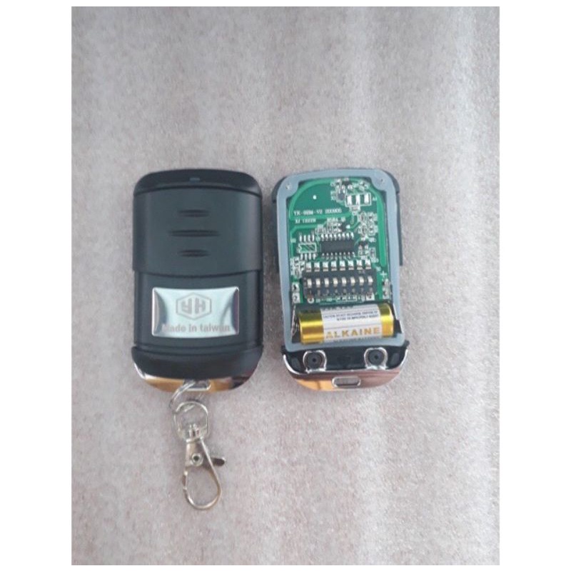 Remote điều khiển cửa cuốn 8 mã gạt tần số 433mhz  , DỌN KHO XÃ HÀNG