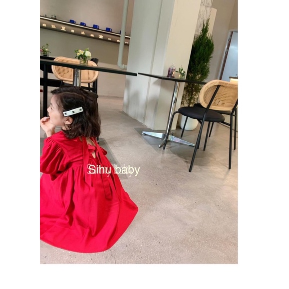 Váy bé gái tay phồng