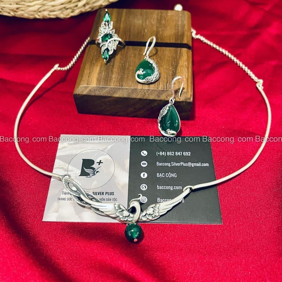 Bộ sản phẩm chim công đá xanh ngọc