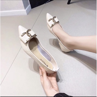 Giày búp bê mũi nhọn