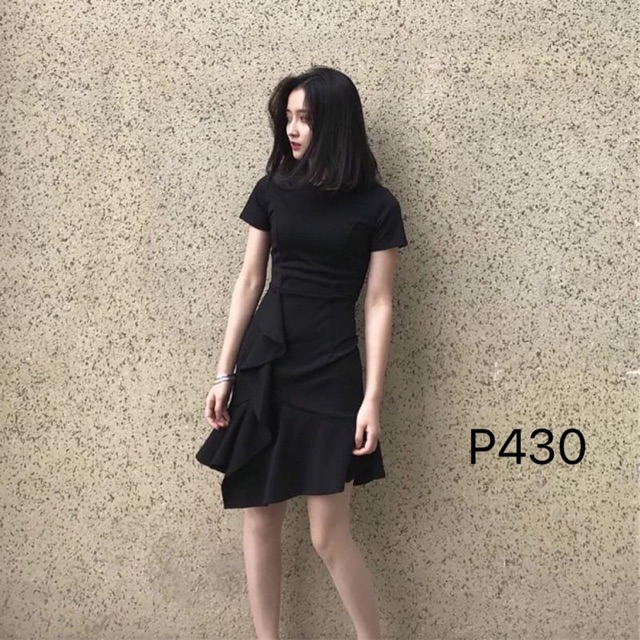 Váy đen nữ