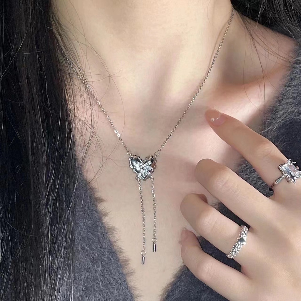 Vòng cổ Mặt Trái Tim Đính Đá Nhân Tạo Thời Trang
