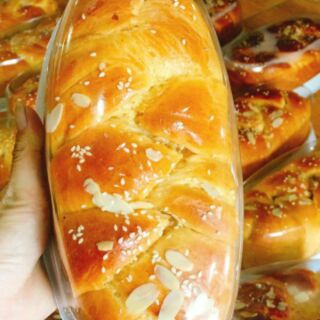 Bánh mì hoa cúc có 3 3 vị để khách lựa chọn