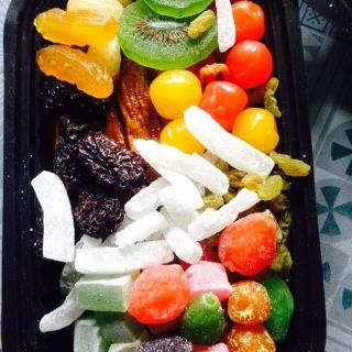 ( MIỄN SHIP Ở HCM) Hộp thập cẩm 500G 6-10 vị ngon, chất lượng(ngẫu nhiên)( ô mai/ xí muội/ thập cẩm/ trái cây/ chất/ngon