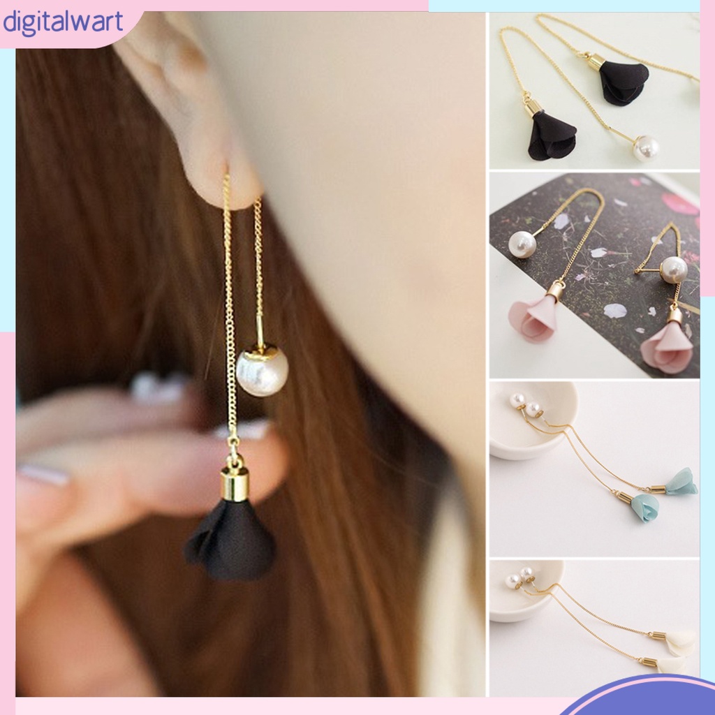 Cặp khuyên tai thiết kế đính hoa rủ dài và ngọc trai nhân tạo sang trọng dành cho nữ