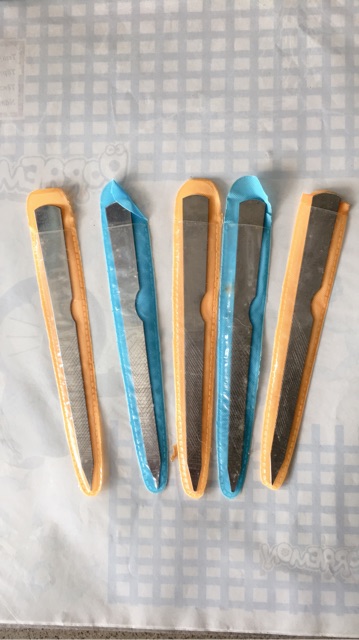 Dũa móng tay (1 chiếc)