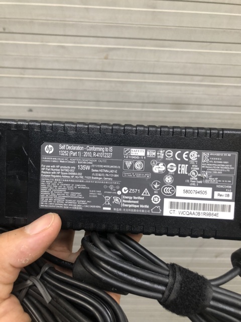 Sạc laptop Hp 19.5v 6.9A xịn chính hãng