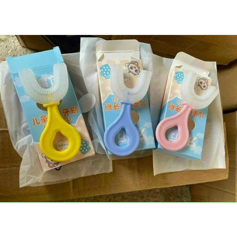 Bàn Chải Chữ U Silicon Cho Bé Đánh Răng Từ 2-6 Tuổi
