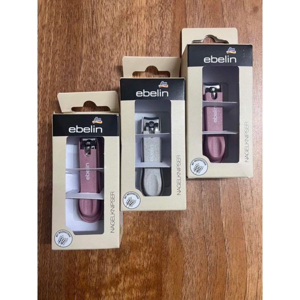 Hàng Đức Cắt móng tay Ebelin cho cả gia đình