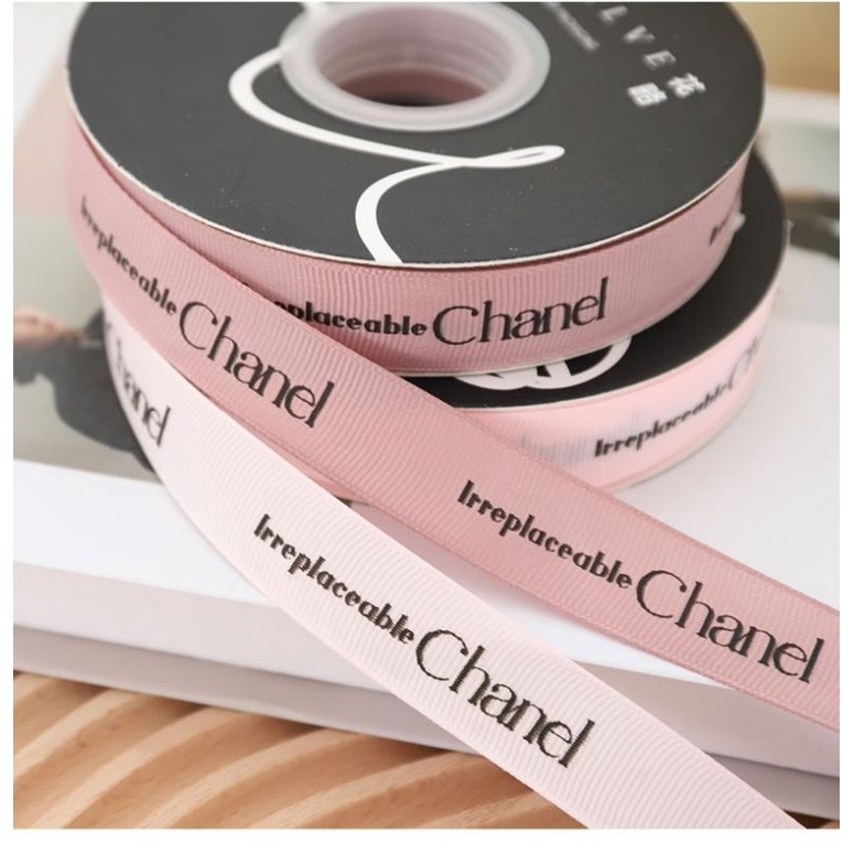 1 cuộn ruybang gân 2cm có chữ