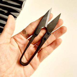 Kéo bấm chỉ cán đen