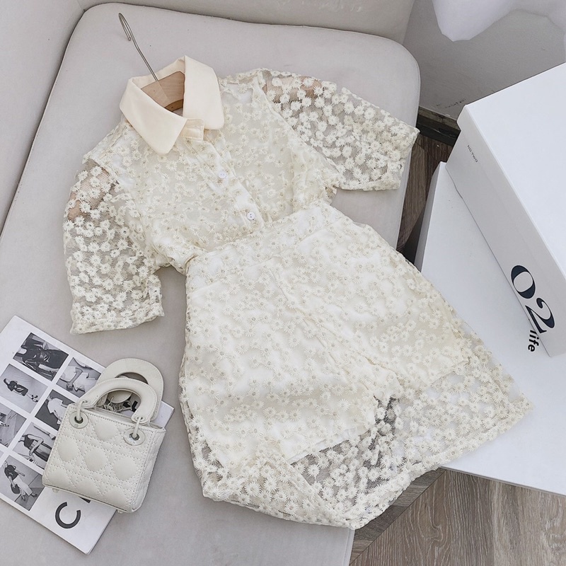 SÉT ÁO SƠ MI REN HOA + CHÂN VÁY