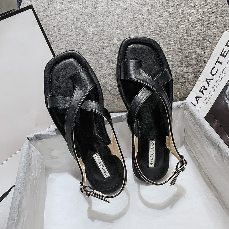 Giày Sandal nữ xỏ ngón LTS40 chiến binh Y đế bệt, quai chéo