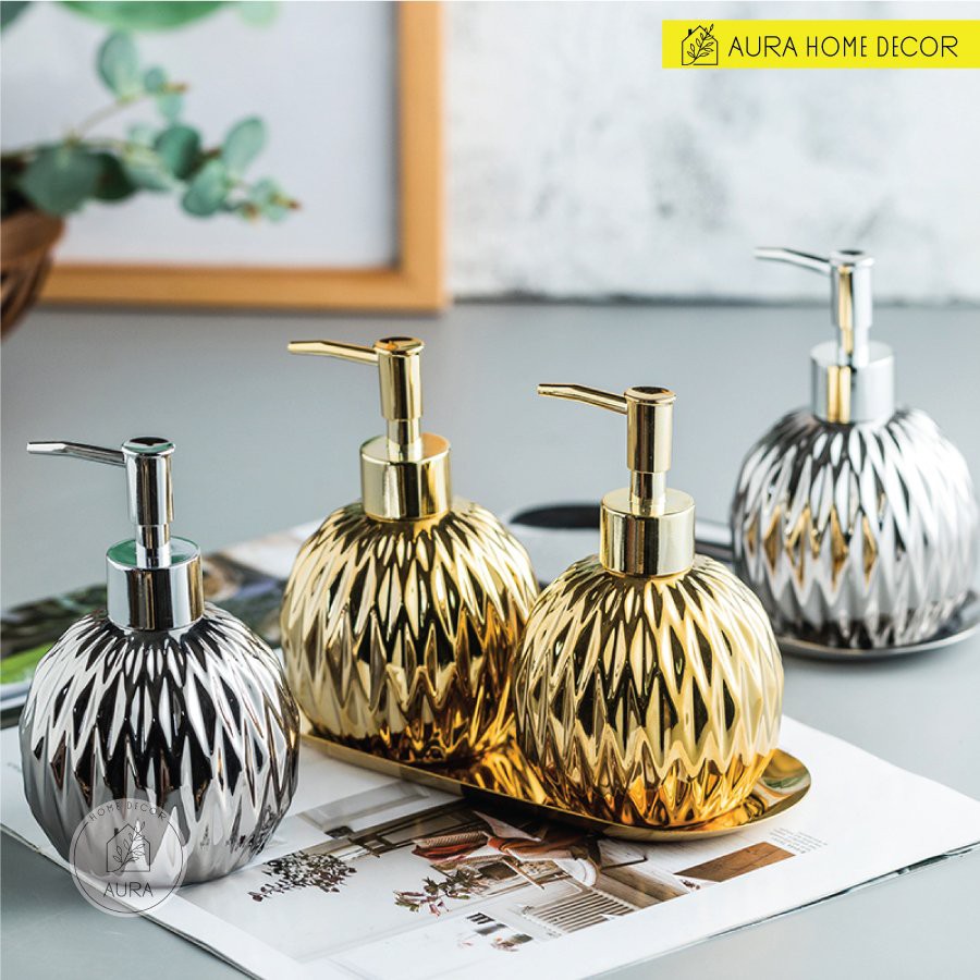 Set đôi lọ đựng nước rửa tay/dầu gội/sữa tắm...kèm khay sang chảnh với 2 màu vàng và bạc.