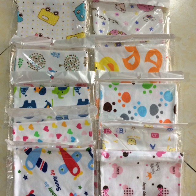 yếm cúc trẻ em giá rẻ