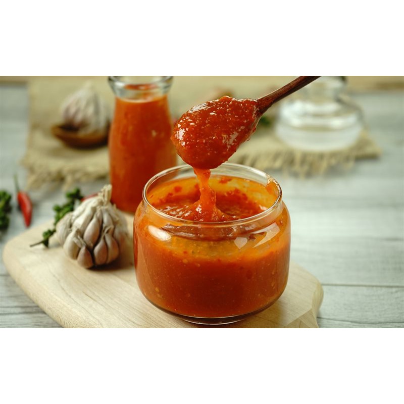 Tương ớt chua ngọt hữu cơ 200gr (LumLum - Asian Organics)