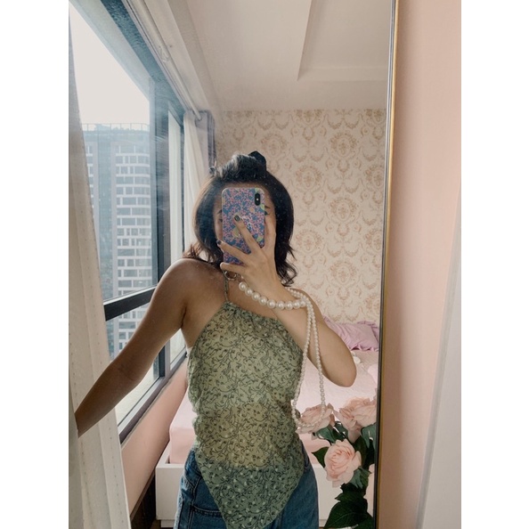 Yếm hoạ tiết hoa nhí