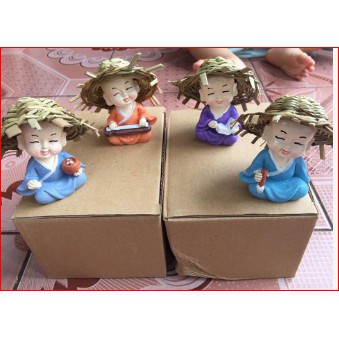 BỘ TƯỢNG 4 CHÚ TIỂU CẦM KỲ THỊ HỌA ( ĐỘI NÓN RƠM) | BigBuy360 - bigbuy360.vn