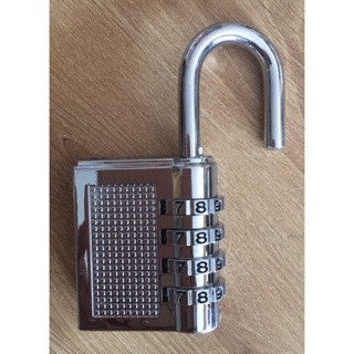 Ổ khóa số tròn 4 số