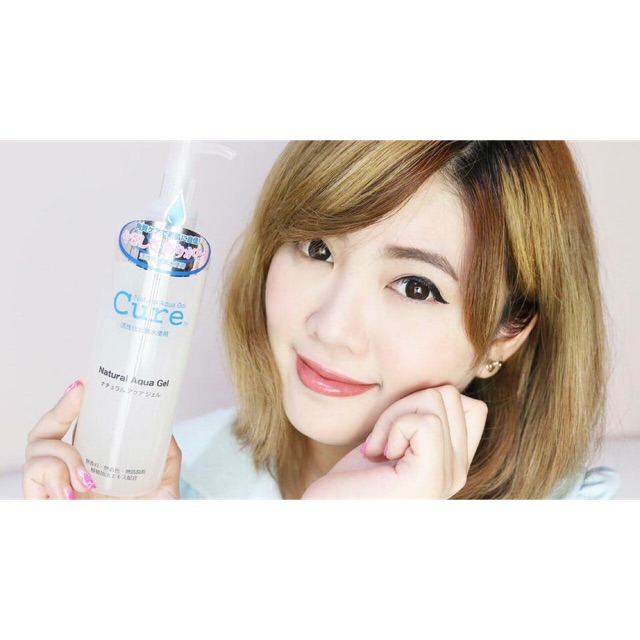 Tẩy da chết CURE Natural Aqua Gel