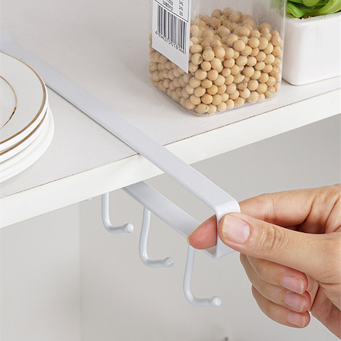 Giá Treo Đồ Dùng Nhà Bếp Gắn Tủ Chạn Tiện Lợi