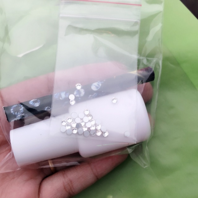 (Xả Hàng) Đá gắn răng combo 30 viên