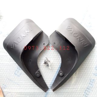 Chắn bùn bánh Innova