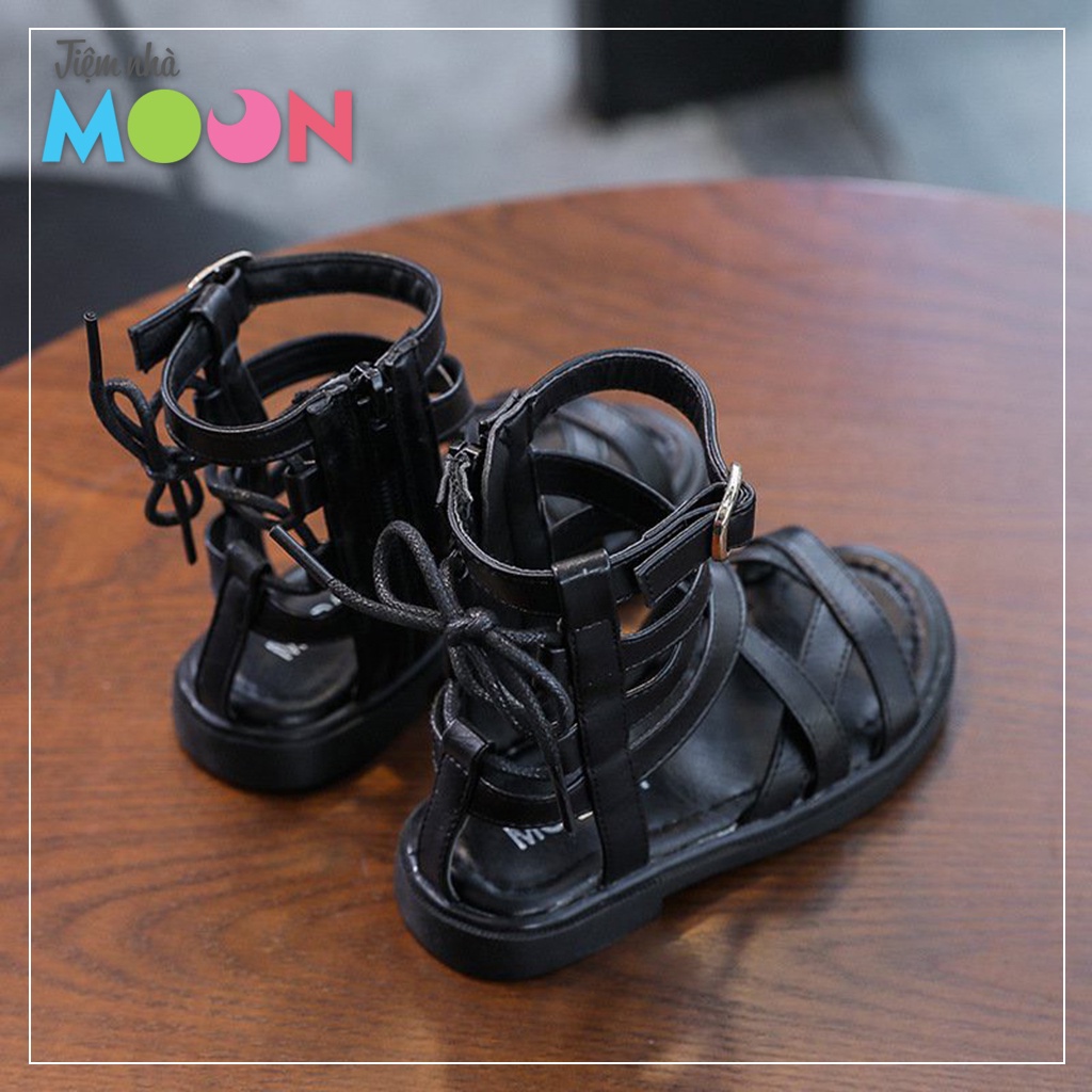 Giày sandal chiến binh bé gái cổ cao, dây đan chéo, khoá sườn, da PU siêu mềm - TIỆM NHÀ MOON